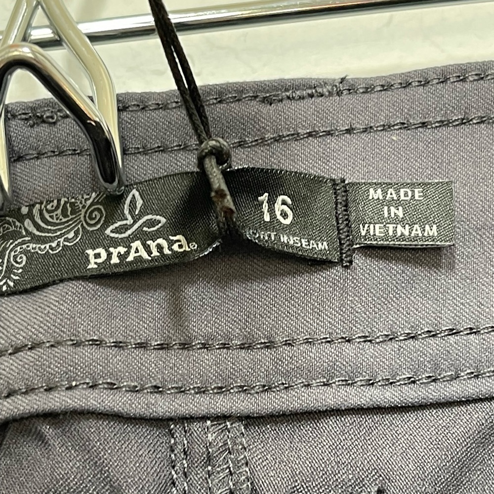 Prana Halle Pant Short Inseam in Coal size 16 - Picture 8 of 13
